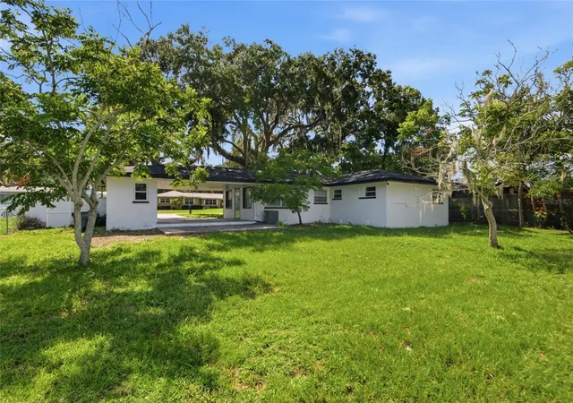 Photo 17 of Single family home for sale at 5511 Craig Dr, Lakeland, FL 33809 | MLS# O6427776 | Listing updated on 2026-09-02
