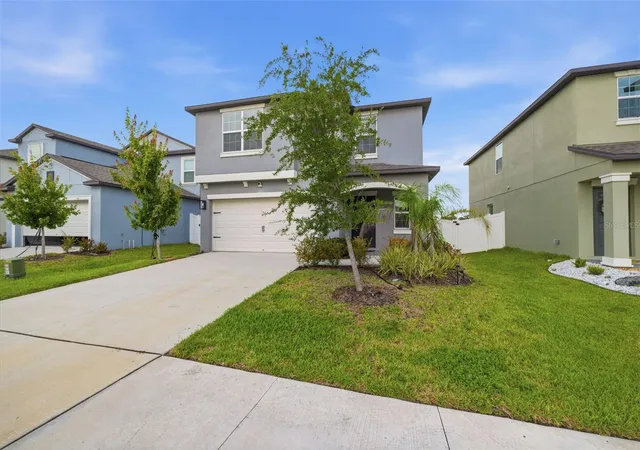 Photo 2 of Single family home for sale at 6453 Back Forty Loop, Zephyrhills, FL 33541 | MLS# TB8532315 | Listing updated on 2026-09-13