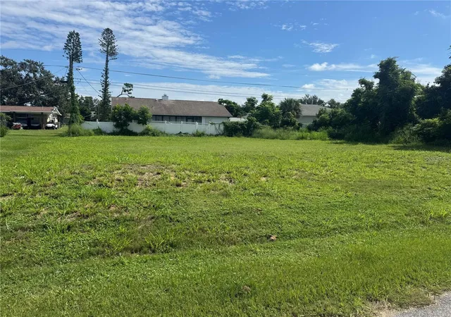 Photo 2 of Land for sale at Roslyn Rd, Venice, FL 34293 | MLS# A4700923 | Listing updated on 2026-07-24