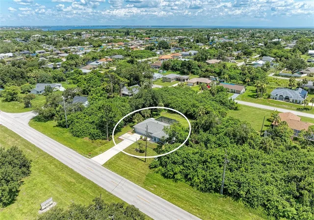 Photo 3 of Single family home for sale at 18565 Edgewater Dr, Port Charlotte, FL 33948 | MLS# A4700924 | Listing updated on 2026-08-21