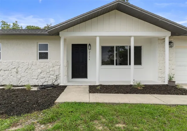 2nd image of 211 S Davis St, Beverly Hills, FL 34465 | MLS# OM729105