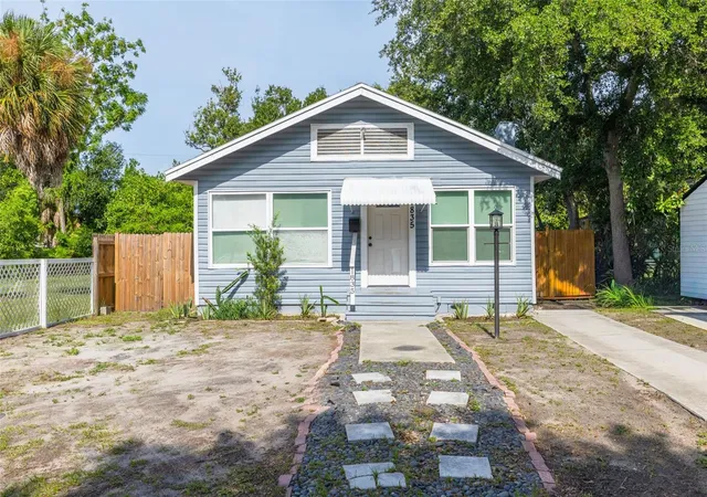 Photo 3 of Single family home for sale at 1835 47th Street S, St Petersburg, FL 33711 | MLS# TB8532333 | Listing updated on 2026-08-27