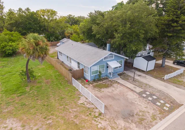Photo 3 of Single family home for sale at 1835 47th Street S, St Petersburg, FL 33711 | MLS# TB8532333 | Listing updated on 2026-08-27