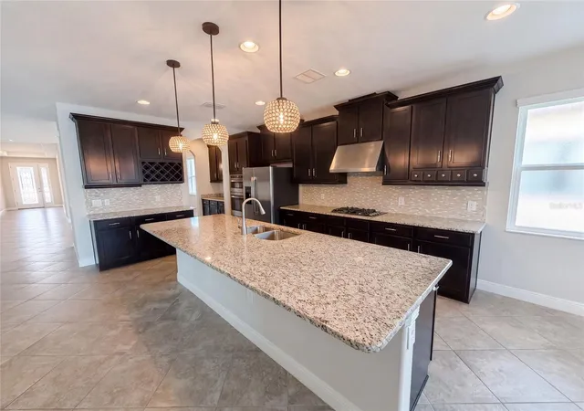 5th image of 2575 Grand Lakeside Dr, Palm Harbor, FL 34684 | MLS# O6427814