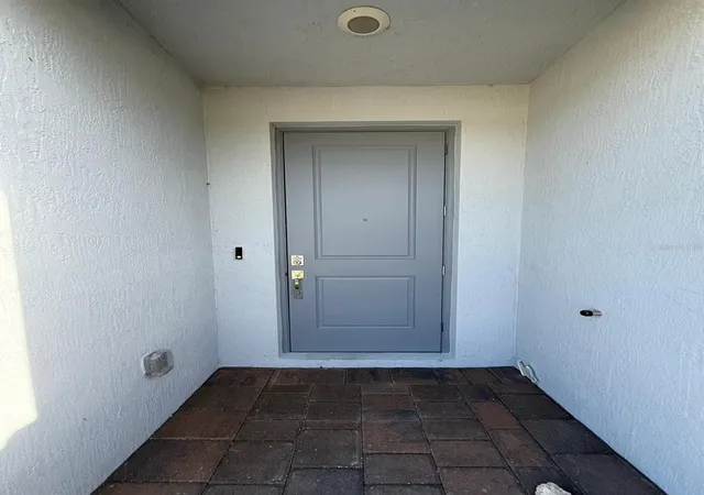 Photo 3 of Townhouse for sale at 142 Ne 14th Terrace, Homestead, FL 33033 | MLS# S5154337 | Listing updated on 2026-07-25