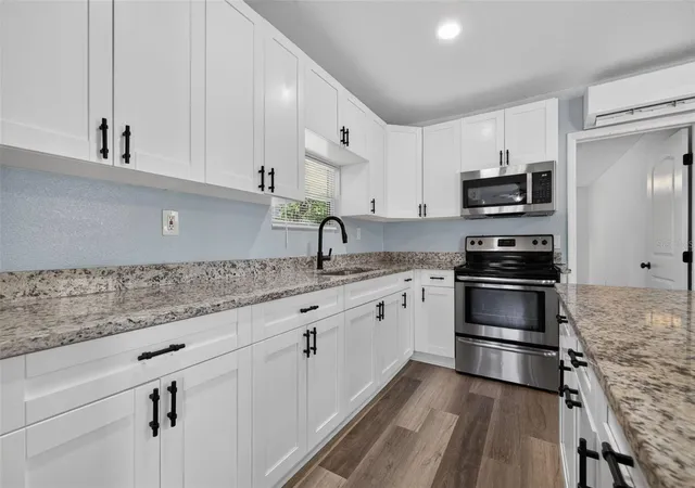 4th image of 6462 Sealawn Dr, Spring Hill, FL 34606 | MLS# TB8532368