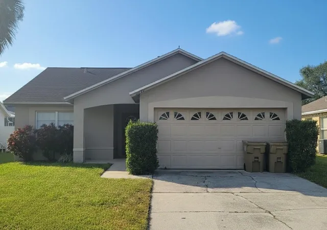 Photo 1 of Sale Pending at 7802 Laurel Oak Ln, Kissimmee, FL 34747 | MLS# O6427824 | Listing updated on 2026-08-26