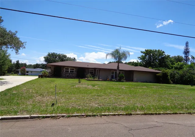 Photo 1 of Sale Pending at 70 Catherine Ave, Babson Park, FL 33827 | MLS# L4963756 | Listing updated on 2026-09-22