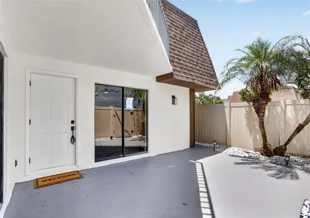 Listing Photo 4 - Condo for sale in building located at 4075 Shannon Brown Dr, Orlando, FL 32808