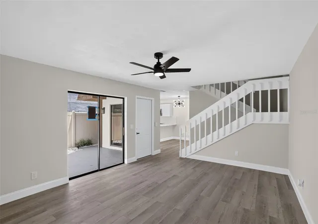 Listing Photo 5 - Condo for sale in building located at 4075 Shannon Brown Dr, Orlando, FL 32808