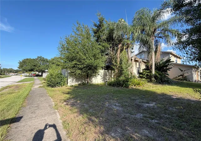 Photo 16 of Single family home for sale at 14705 Penguin Pl, Tampa, FL 33625 | MLS# W7887947 | Listing updated on 2026-09-03