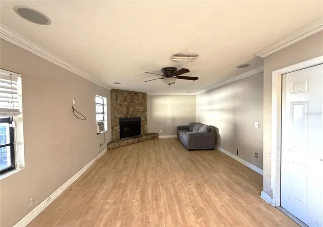 Photo 4 of Single family home for sale at 14705 Penguin Pl, Tampa, FL 33625 | MLS# W7887947 | Listing updated on 2026-09-03