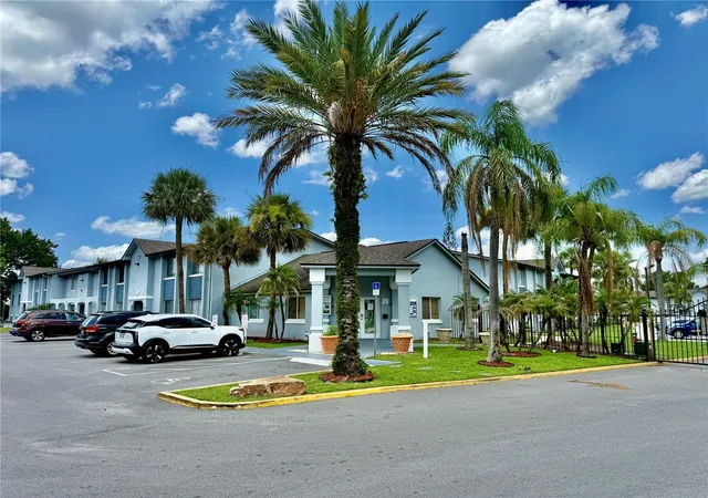 Photo 3 of Condo for sale at 4805 S Texas Ave #4805C, Orlando, FL 32839 | MLS# S5154341 | Listing updated on 2026-07-30