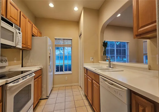 2nd image of 220 Cape Harbour Loop #108, Bradenton, FL 34212 | MLS# A4700935
