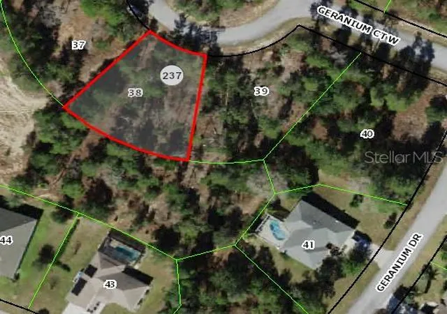 2nd image of 6 Geranium Ct W, Homosassa, FL 34446 | MLS# W7887955