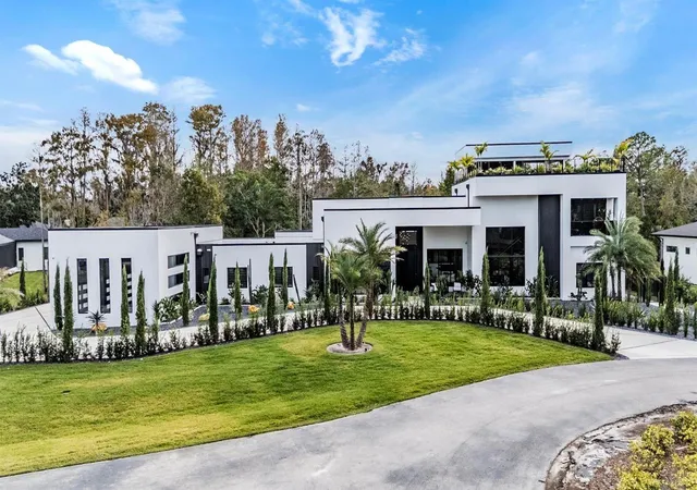 Photo 1 of Mansion for sale at 309 Grande Grv Ct, Lutz, FL 33549 | MLS# TB8532430 | Listing updated on 2026-09-02