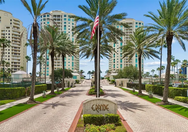 4th image of 1170 Gulf Blvd #403, Clearwater Beach, FL 33767 | MLS# TB8532436