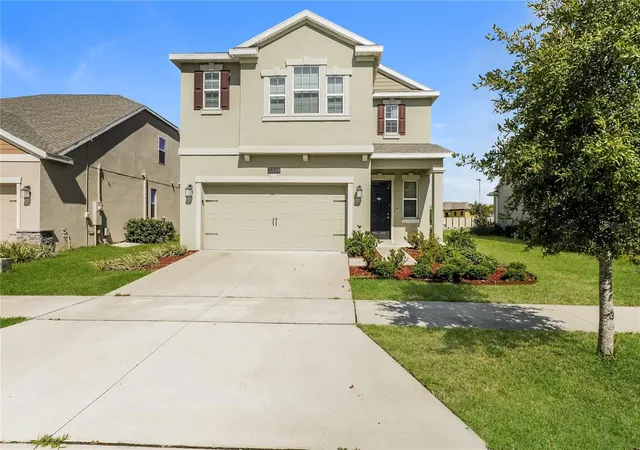 Photo 1 of Single family home for sale at 2344 Crescent Moon St, Kissimmee, FL 34746 | MLS# C7528790 | Listing updated on 2026-08-27
