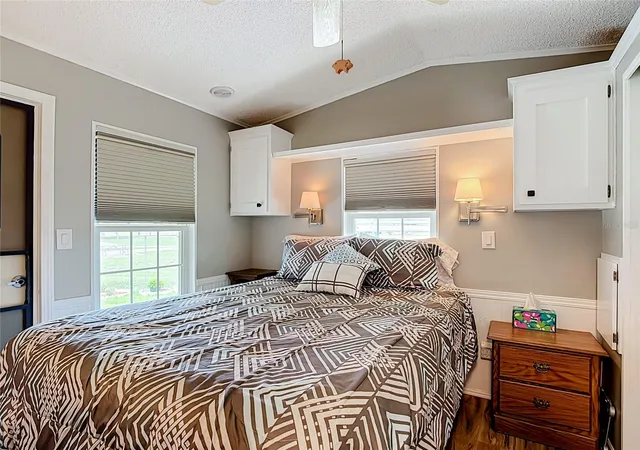 Photo 3 of Manufactured home for sale at 9000 US Hwy 192 #476, Clermont, FL 34714 | MLS# S5154347 | Listing updated on 2026-08-06