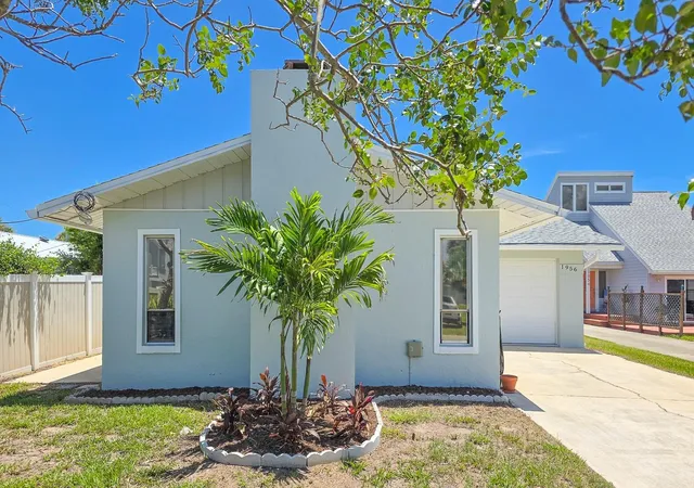 Photo 2 of Single family home for sale at 1956 N Daytona Ave, Flagler Beach, FL 32136 | MLS# FC320182 | Listing updated on 2026-10-03