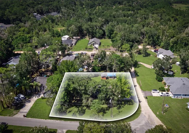 Photo 3 of Single family home for sale at 25911 Aberdovey Ave, Sorrento, FL 32776 | MLS# O6427895 | Listing updated on 2026-09-13