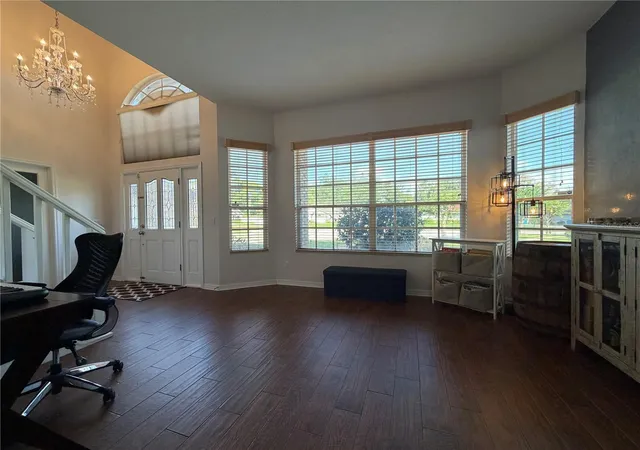 Photo 3 of Single family home for sale at 313 Macarthur Pl, Maitland, FL 32751 | MLS# O6427905 | Listing updated on 2026-09-29