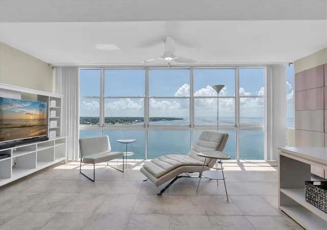Photo 5 of Condo for sale at 7200 Sunshine Skyway Ln S #15H, Saint Petersburg, FL 33711 | MLS# TB8532503 | Listing updated on 2026-08-23