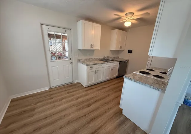 Photo 3 of Single family home for sale at 2217 20th Avenue W, Bradenton, FL 34205 | MLS# A4700965 | Listing updated on 2026-07-28