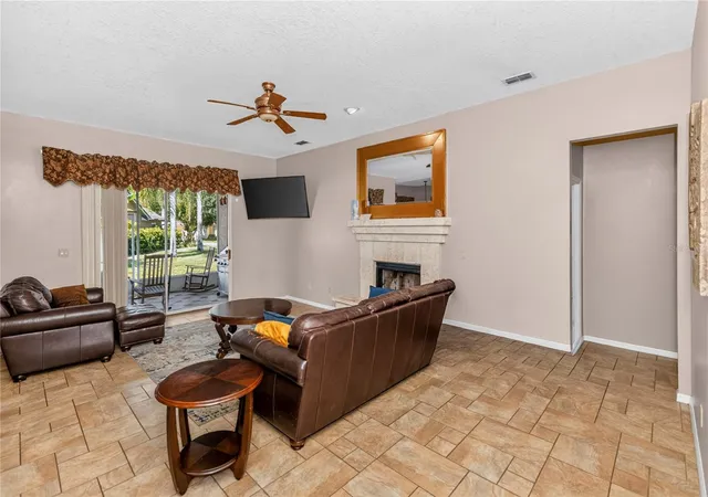 5th image of 1907 Westbourne Dr, Oviedo, FL 32765 | MLS# V4950374