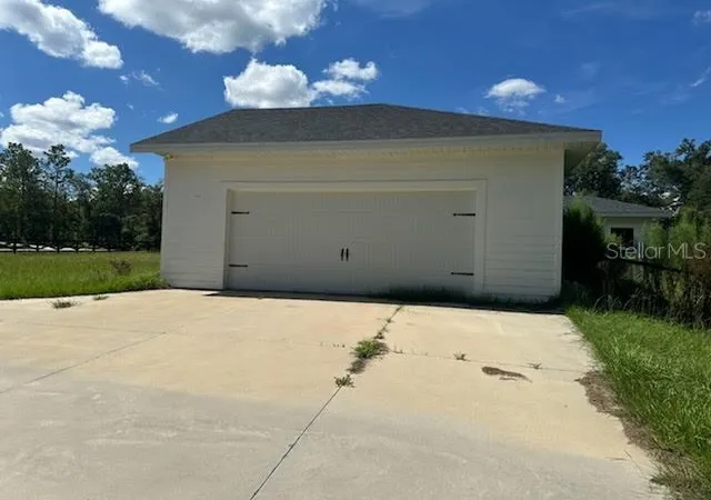 Photo 30 of Single family home for sale at 5040 NE 48th Court, HIGH SPRINGS, FL 32643 | MLS# TB8532522 | Listing updated on 2026-10-09