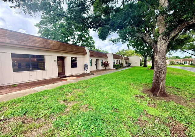 2nd image of 1380 Mission Cir #44-C, Clearwater, FL 33759 | MLS# TB8532531