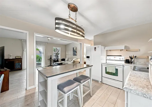 Photo 3 of Single family home for sale at 670 Kirkland Cir, Dunedin, FL 34698 | MLS# TB8532540 | Listing updated on 2026-08-12