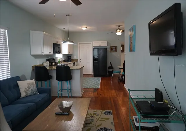 4th image of 601 N Osceola Ave, Clearwater, FL 33755 | MLS# TB8532541