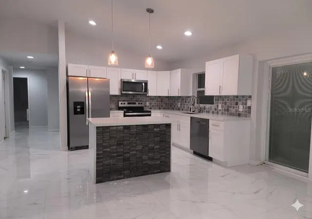 4th image of 5609 Lakewood Rd, Sebring, FL 33875 | MLS# O6427950