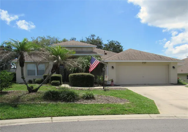 Photo 3 of Single family home for sale at 3204 Antigua Bay Ln, Tavares, FL 32778 | MLS# G5115503 | Listing updated on 2026-08-31