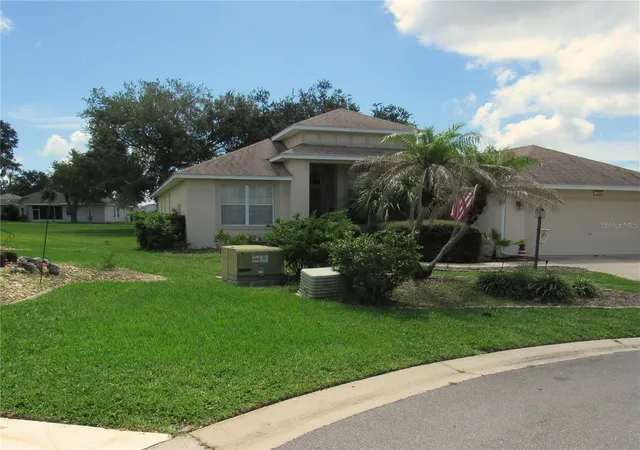 Photo 3 of Single family home for sale at 3204 Antigua Bay Ln, Tavares, FL 32778 | MLS# G5115503 | Listing updated on 2026-08-31