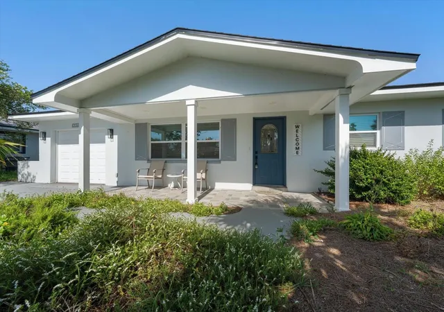 Photo 2 of Single family home for sale at 8879 111th Street, Seminole, FL 33772 | MLS# TB8532551 | Listing updated on 2026-08-29