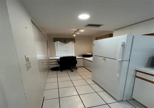 4th image of 6800 Placida Rd #162, Englewood, FL 34224 | MLS# D6148197