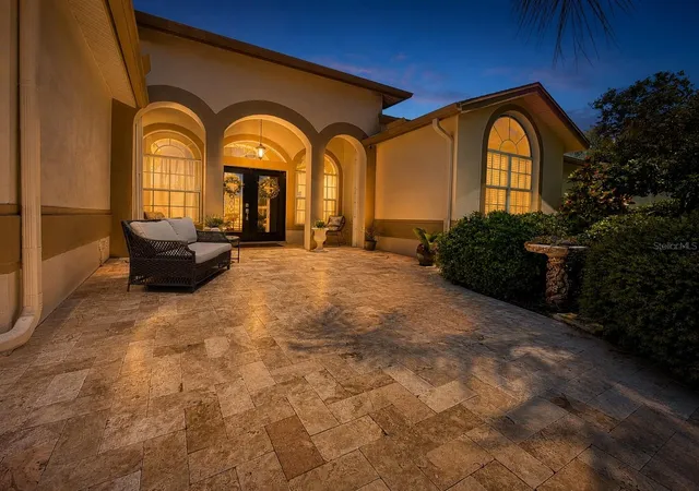 3rd image of 2093 Swan Ln, Palm Harbor, FL 34683 | MLS# TB8532562