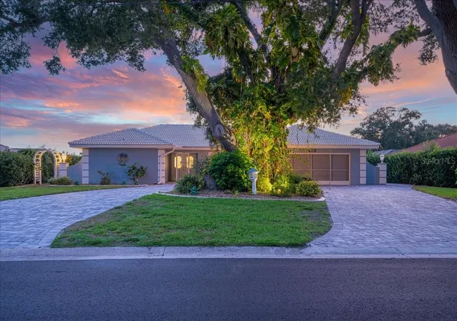 2nd image of 413 Signorelli Dr, Nokomis, FL 34275 | MLS# A4700990
