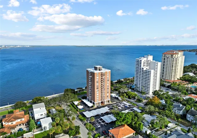 Photo 3 of Condo for sale at 4015 Bayshore Blvd #7C, Tampa, FL 33611 | MLS# TB8532572 | Listing updated on 2026-07-25