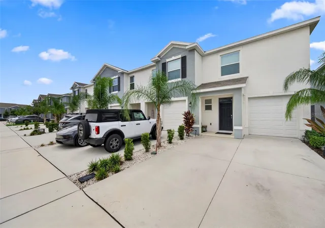 4th image of 369 Mangrove Shade Cir, Apollo Beach, FL 33572 | MLS# TB8532576