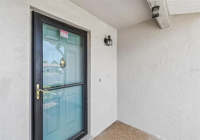 3rd image of 2131 Ridge Rd S, Largo, FL 33778