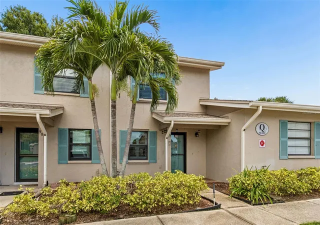 2nd image of 2131 Ridge Rd S, LARGO, FL 33778