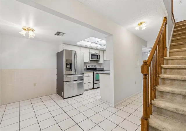 5th image of 2131 Ridge Rd S, Largo, FL 33778