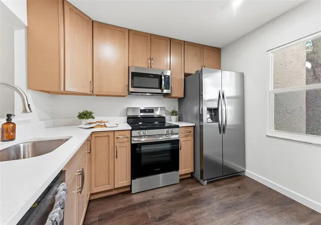 3rd image of 11511 113Th St #2D, Largo, FL 33778 | MLS# TB8532587