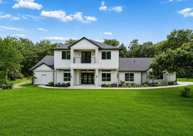 Photo 1 of Single family home for sale at 12000 Golden Valley Dr, New Port Richey, FL 34654 | MLS# W7887969 | Listing updated on 2026-08-11