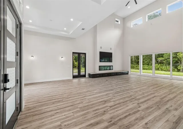 Photo 4 of Single family home for sale at 12000 Golden Valley Dr, New Port Richey, FL 34654 | MLS# W7887969 | Listing updated on 2026-10-23