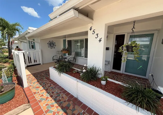 Photo 3 of Single family home for sale at 4534 101st Avenue N, Pinellas Park, FL 33782 | MLS# TB8532599 | Listing updated on 2026-08-29
