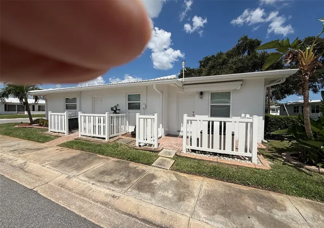 Photo 4 of Single family home for sale at 4534 101st Avenue N, Pinellas Park, FL 33782 | MLS# TB8532599 | Listing updated on 2026-08-29